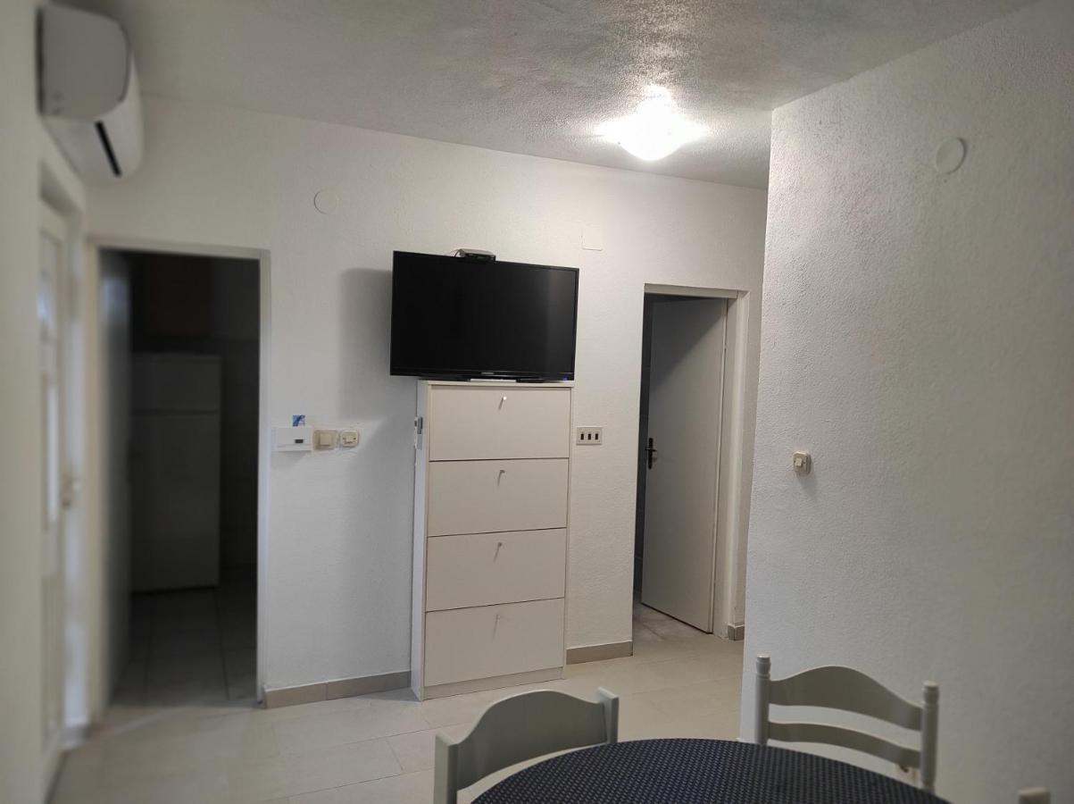 Apartment Marina Vir Zewnętrze zdjęcie