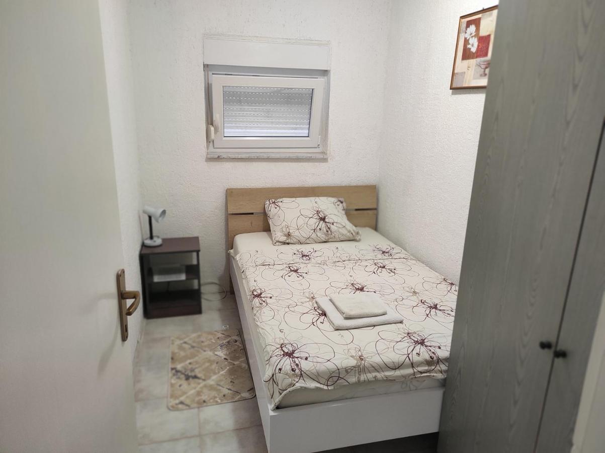 Apartment Marina Vir Zewnętrze zdjęcie