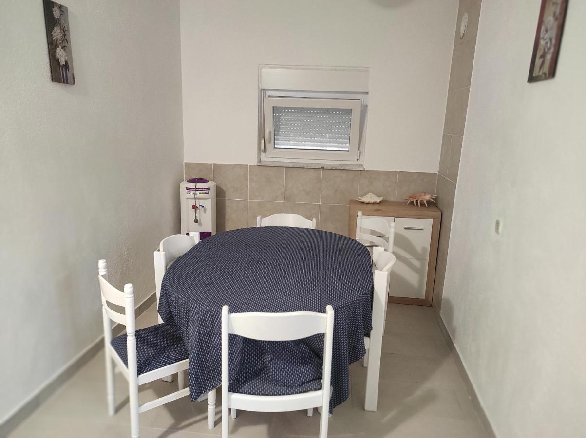 Apartment Marina Vir Zewnętrze zdjęcie